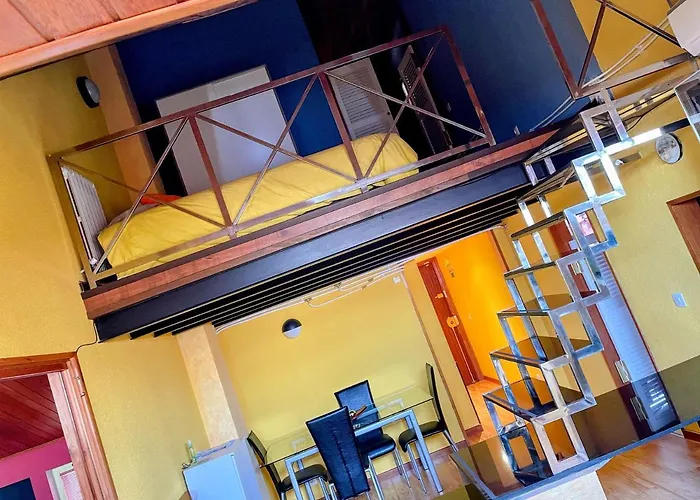 Buhardilla Original * León